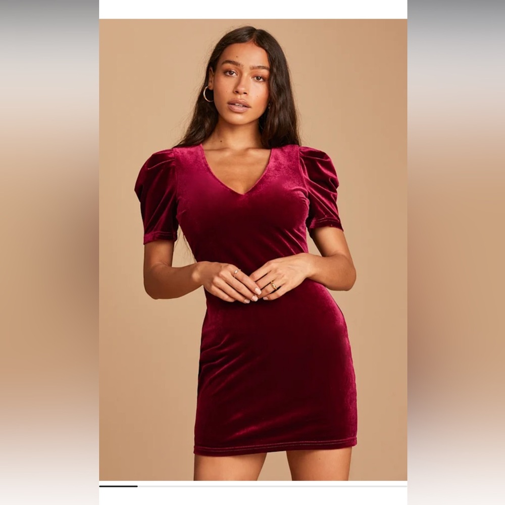 Elegant Velvet Puff Sleeve Dress